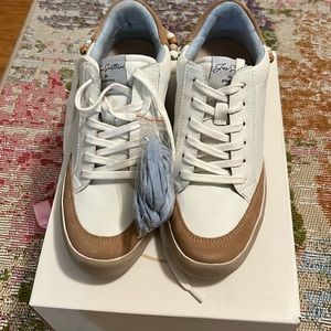 Gianni  Bini mid top sneakers